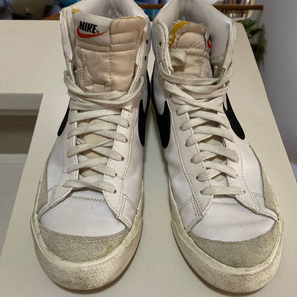 Nike men’s size 9